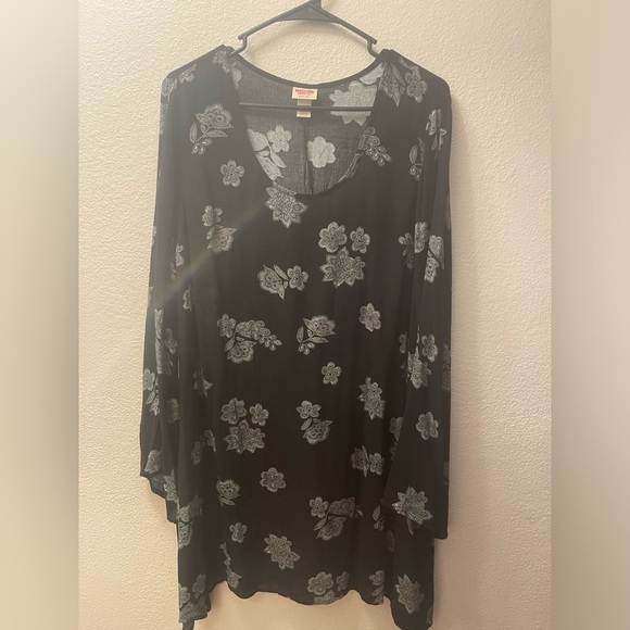 Mossimo Supply Co. Dresses & Skirts - Mossimo Black Floral Midi